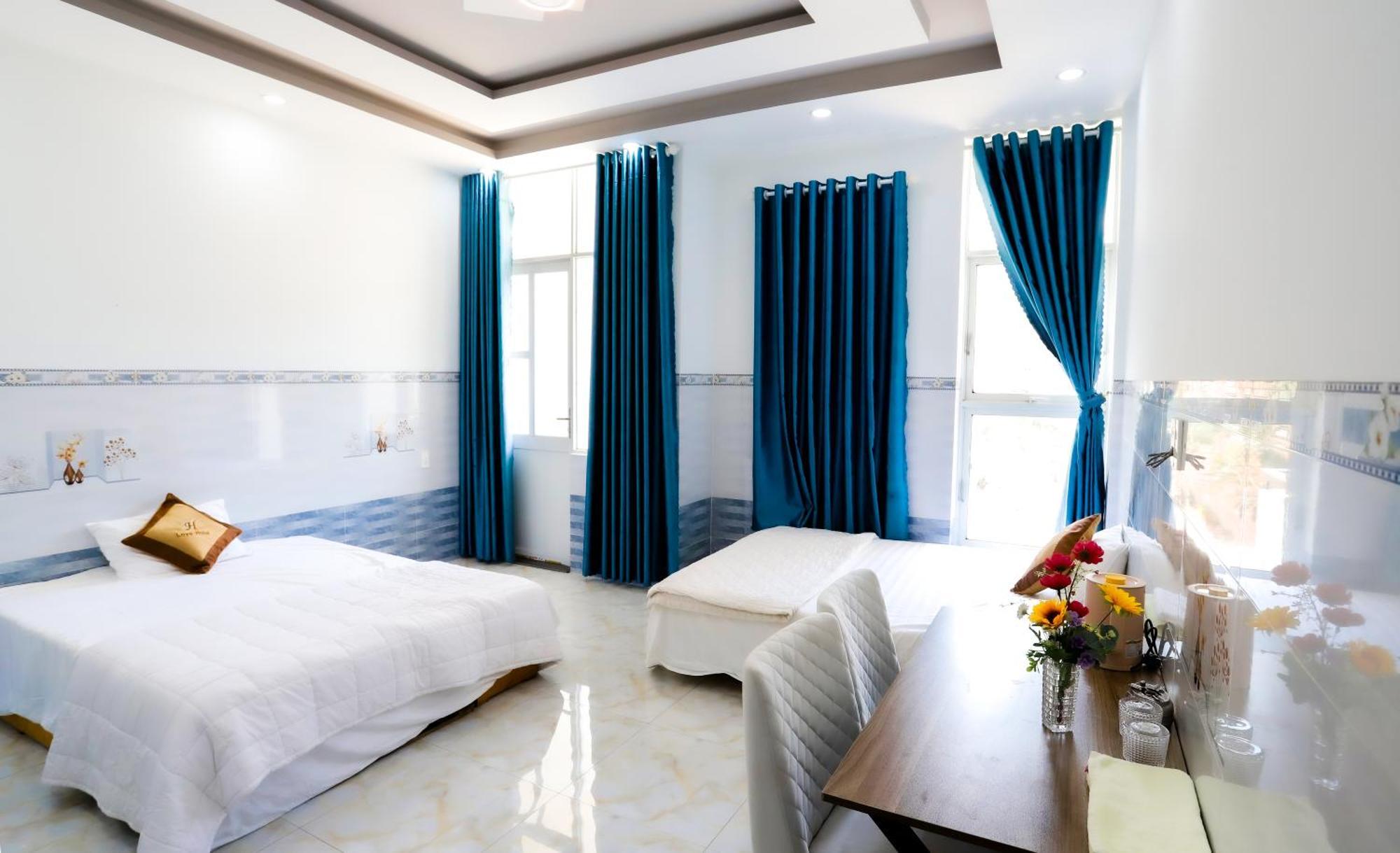 Hotel Tram Anh Nhon Trach Екстер'єр фото